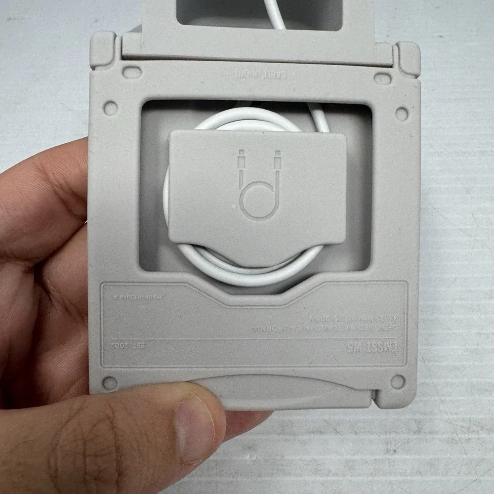 elago magsafe stand